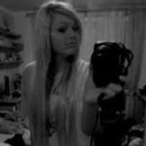 Meet your Posher, Ariana